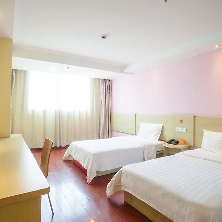 7Days Inn Guangzhou Longkou East Exterior photo