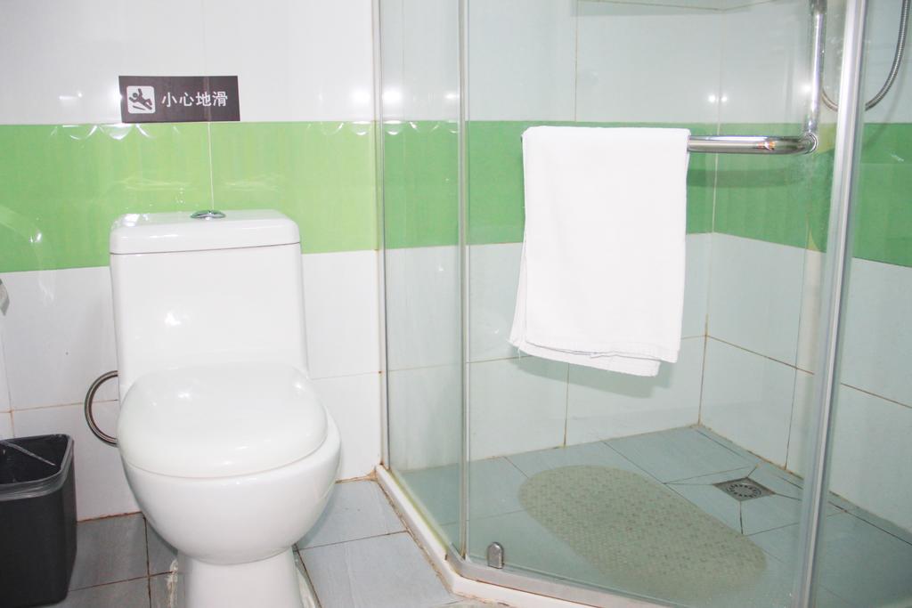 7Days Inn Guangzhou Longkou East Room photo