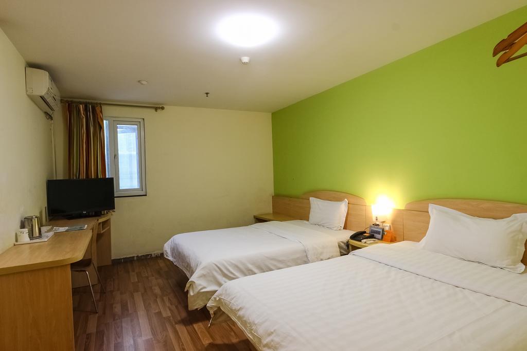 7Days Inn Guangzhou Longkou East Exterior photo