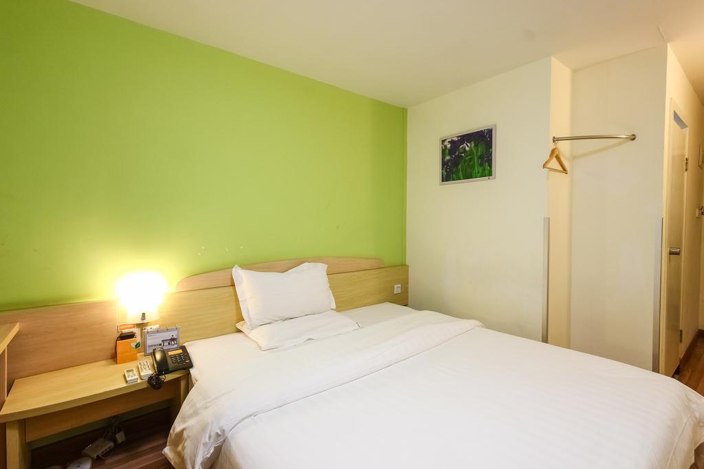 7Days Inn Guangzhou Longkou East Exterior photo